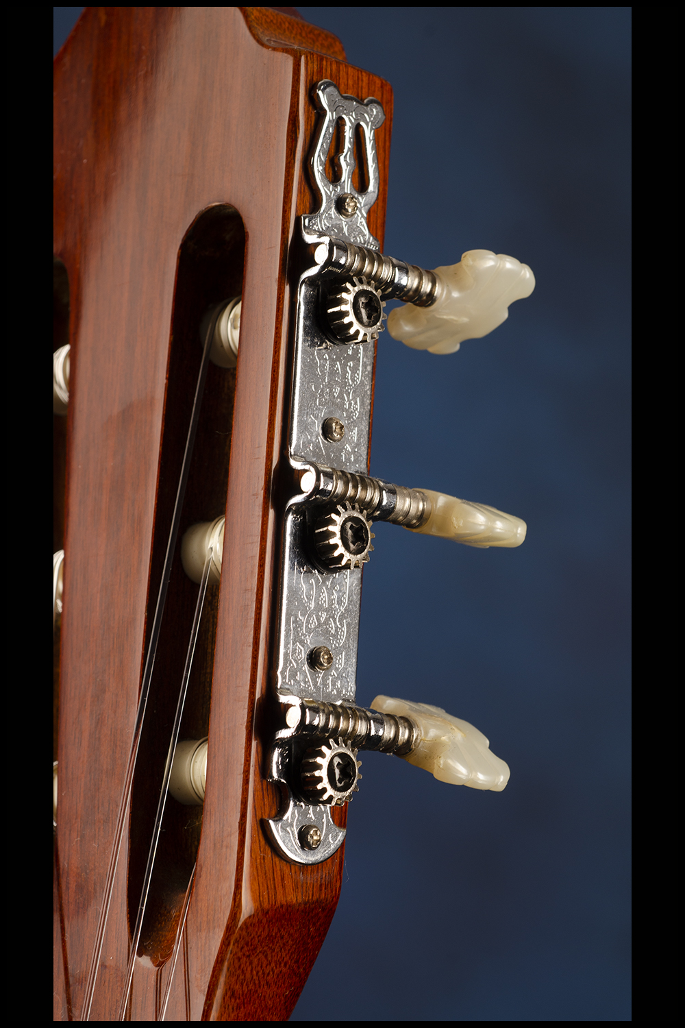 Lucero 200CE Classical Electric Nylon Guitars Fretted